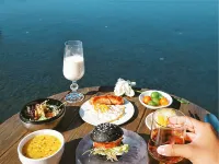 阿凱緹婭·安止櫻落海景度假飯店