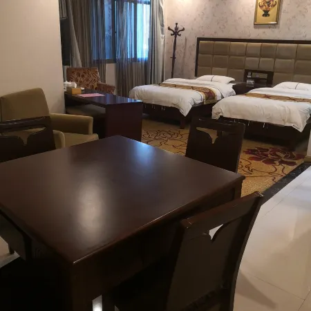 Qinglong Diwei Hotel