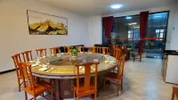 Cihu Memory Hotel (Huangshi North Station) Hotels in Huangshi
