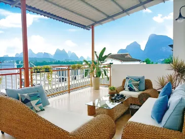 Yueyin Inn (Yangshuo Lijiang West Street Pedestrian Street Branch)