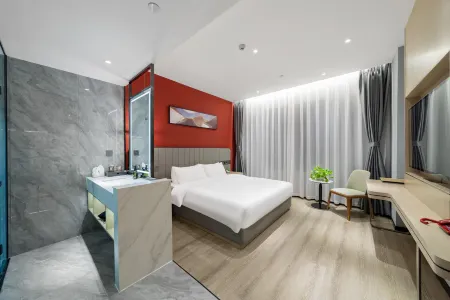 H·Smart Haozhi Hotel Отели рядом с достопримечательностью «Giant Buddha in Rong County»