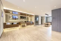 HanTing Hotel (Shangcai) - parking