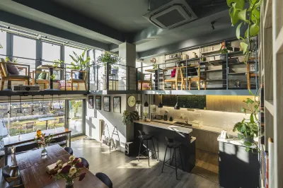 Shanghai Phoebe's holiday (Book & Bed) Hotels near Qingxi Country Park