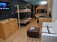 Tryp by Wyndham New York City Times Square - Midtown Hotels near Pier Sixty