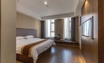 Ruijiang Business Hotel