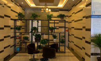 Qingshen Jiashun Holiday Business Hotel