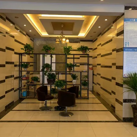 Qingshen Jiashun Holiday Business Hotel