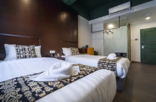 East Riverine Boutique Hotel Hotels near Biomedical Museum