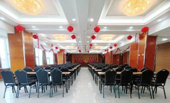 Urumqi ZheBei Grand Hotel