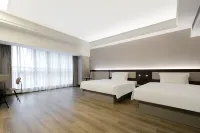 HanTing Hotel (Huaihua Railway Station Xintiandi Plaza) Hotels in Huaihua Railway Station/BBK Commercial Area