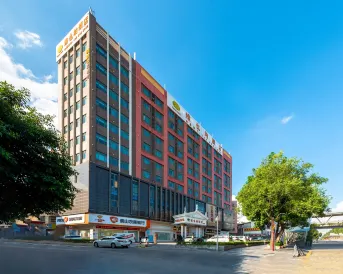 Vienna Hotel (Foshan Jihua Road)