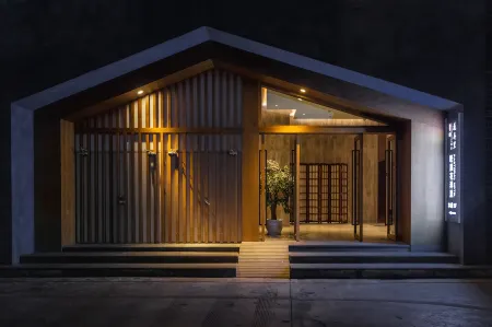 Huanongli Hotel Отели рядом с достопримечательностью «Shiji Square»