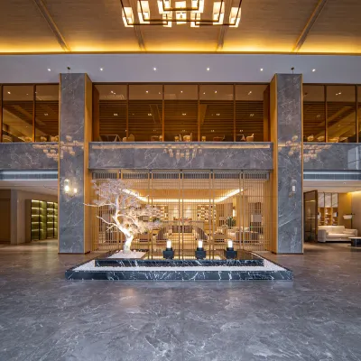 Mille Navigation Hotel Hotels near Mile Temple