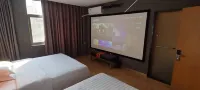7Days Inn Hotel (Lüliang Xiaoyi Wanda Plaza Municipal Government) - 2-Star