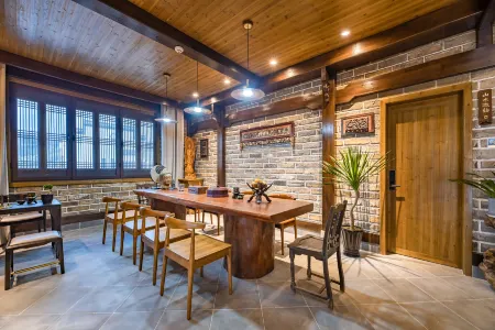 solitude.homestay Отели рядом с достопримечательностью «Cheng Kan»