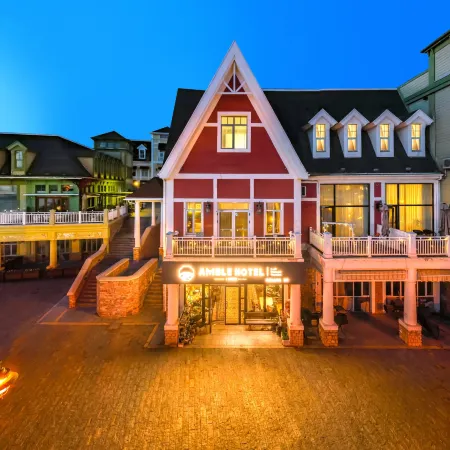 Amble Hotel