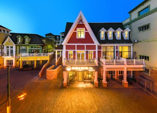 Amble Hotel