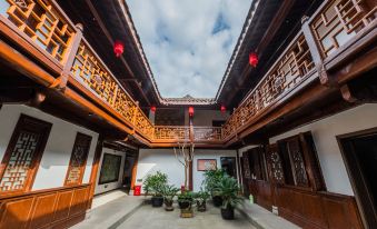 Langzhong Yinhe Silk Garden Home stay