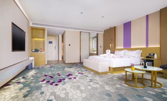 Lavande Hotel (Alar Huyanghe Commercial Street)