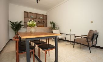 Zaihaiyifang Sunrise Seaview Homestay (Dali Qihai Branch)