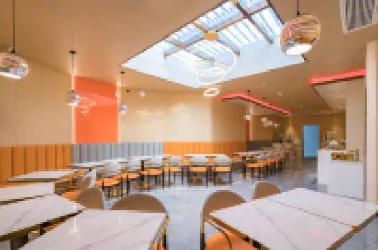 เต๋อ ฉวน ลักชัวรี่ โฮเทล - กั๋วเม่า จินไถ โรด ซับเวย์ สเตชั่น บรานช์