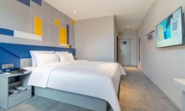 7Days Inn Hotel (Shenzhen Chegongmiao Zhongzhou Bay)