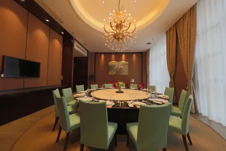 Zhoushan Haizhongzhou Apartment Zhixiang Hotel Отели рядом с достопримечательностью «Wugongshi Wharf»
