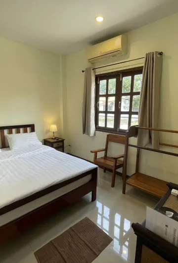 ห้องสแตนดาร์ด เตียงใหญ่ 1 เตียง