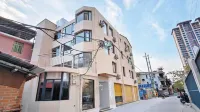 Haitongli Liushu Homestay (West Street)