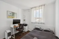 EXQUIS 2BR Luxury Apt. ROLF BENZ | Parking | Centre | Kitchen | Pick-up Service Airport - 3-Star
