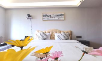 Tiantian Apartment (Bai'an North Road Branch)