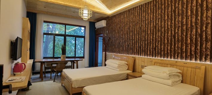 Lumingyuan Homestay Hotels in Lantian