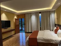 Yunlu Sunset Scenic Homestay - balcón