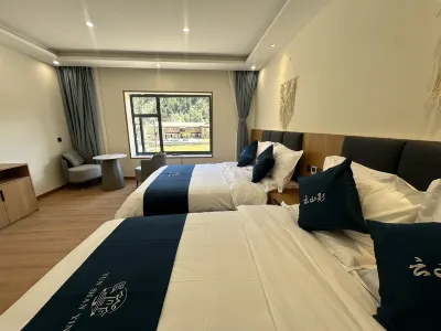 Yunshanying Homestay (Jiagenba) Hotels near Yaha Scenic Area