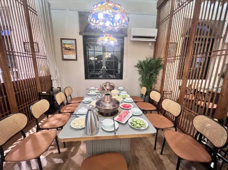 Wuhan La Lilagu B&B Отели рядом с достопримечательностью «Hubei Ming and Qing Dynasties Ancient Architecture Museum»