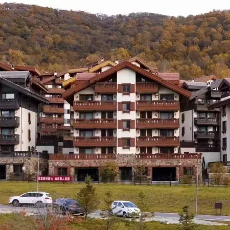 Haituo Valley Guzhurenjia Light Luxury Homestay Hotel