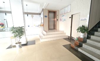 Hongjingtian Hotel