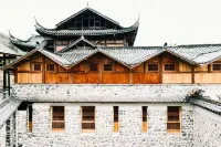 Mengli River Bend Homestay