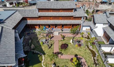 Yuexiangyuan Homestay (Jianchuan Ancient City Branch) Отели рядом с достопримечательностью «Jianchuan Old Town»