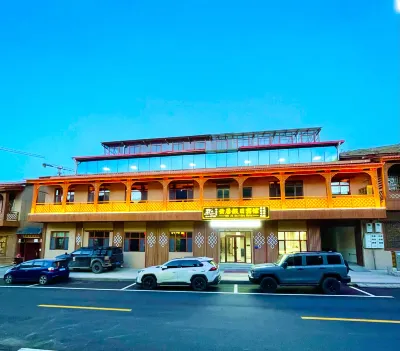 LangMuSi YUN JU Hol iday Hotel Отели в г. Луцюй