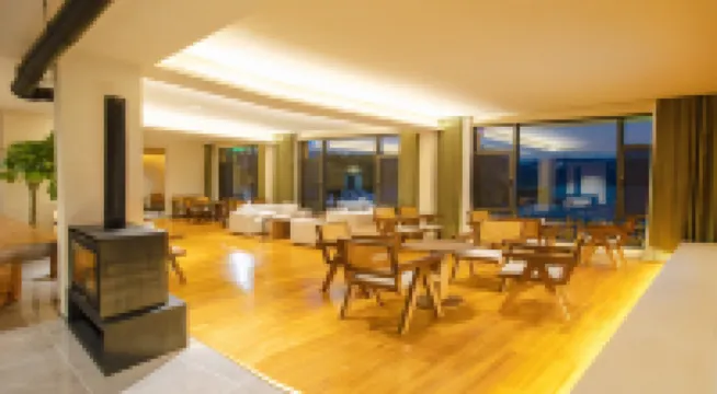 Lugu Lake South Island Villa Resort Hotel