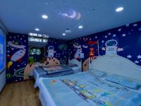 健康公寓(天津滨海新区店) - 网红滑梯海洋球投影loft房