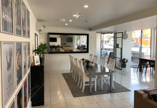 호텔 객실 내부 2