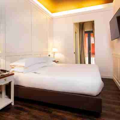 The Glam Boutique Hotel & Apt Rooms