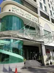 Holiday Villa Hotel & Suites Kota Bharu Hotels near Ah Tar Motor Parts