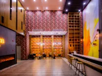 James Joyce Coffetel Hotel (Tangshan Laoting Jingtang Port Longze International) - 3-Star