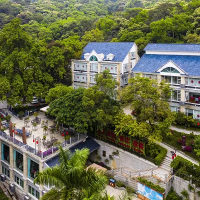 Zhaoqing Yandu science and technology talent serviceDinghushan academician base Hotele w pobliżu Baoding Garden