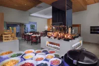 Harper Wahid Hasyim Medan by Aston - breakfast