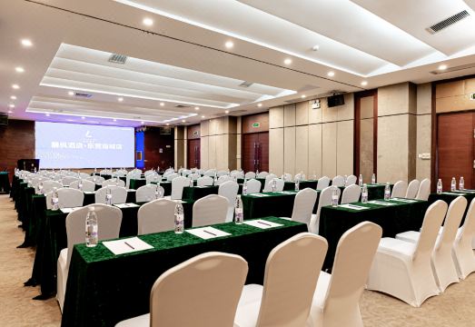 Lavande Hotel (Dongguan City Center Square) Hotel Overview