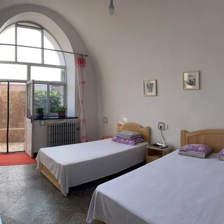 Qiaolian Farmhouse Cave B&B, Xiyang County
